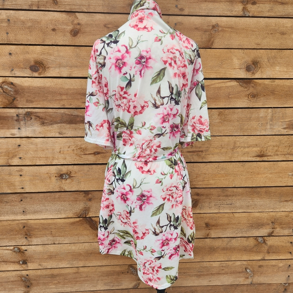 💥💥Brie Robe by Show Me Your MuMu - Picture 8 of 10